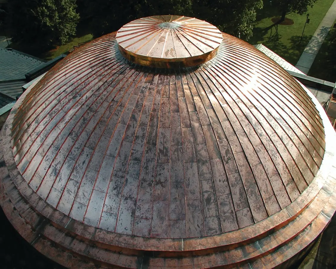 Craftsman Roofing crew installing a new roof in Woodchoppertown